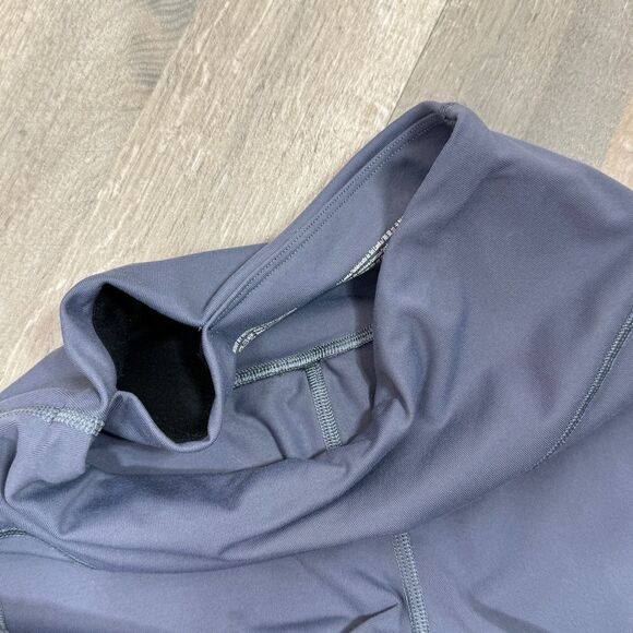 Victoria's Secret Knockout Laser Cut Eyelet Mesh Back Leggings Grey XS Long - Picture 8 of 12